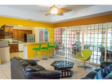 CASA EN CORONADO DE 1.321 M2 ALQUILER/VENTA