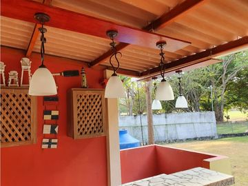 CASA EN CORONADO DE 1.321 M2 ALQUILER/VENTA