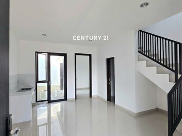 Brand New Rumah Cluster Mahakam JGC 4 KT Dekat Aeon Dan Ikea Mall