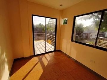 4 Bedroom Duplex House for sale in Consolacion