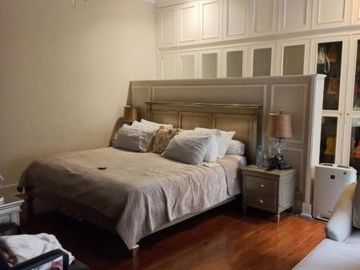 DIJUAL RUMAH MEWAH 2 LT, POOL, SEMI FURNISHED DI VETERAN BINTARO