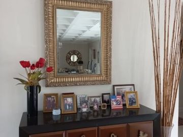 DIJUAL RUMAH MEWAH 2 LT, POOL, SEMI FURNISHED DI VETERAN BINTARO