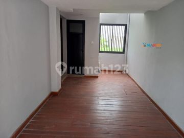 Rumah Baru Gress Lingkungan Nyaman Daerah Ring 1 Sumber Banjarsari