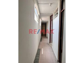 🏠 DEPARTAMENTO FLAT EN VENTA
📍 Ubicación: AVENIDA CESAR VALLEJO - URB RINCONADA, Frente al mercado 