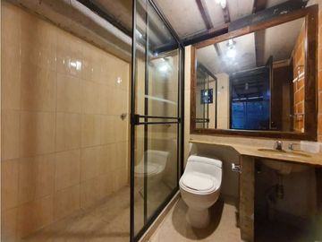 VENTA DE CASA EN VELODROMO GRAN UBICACIÓN, EN ESQUINA