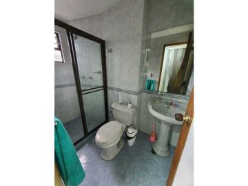 VENTA DE CASA EN VELODROMO GRAN UBICACIÓN, EN ESQUINA