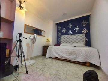 VENTA DE CASA EN VELODROMO GRAN UBICACIÓN, EN ESQUINA