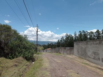 Terreno en venta 2.103 M2, La Merced, Alangasi