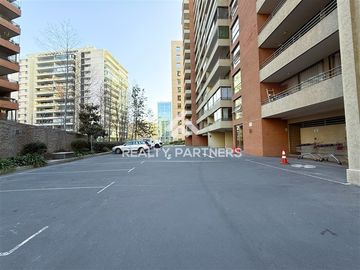 Comisión Rebajada!! Luminoso Depto en venta 2D-2B Las Condes