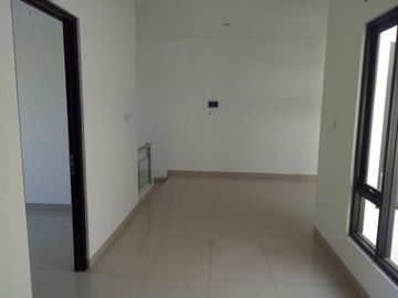 5 Bedroom House for sale