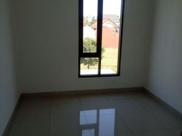 5 Bedroom House for sale