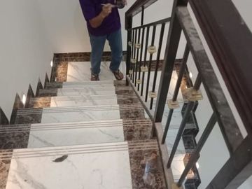 Rumah cluster cantik 2 lt 1,5 M di Tanah Baru Depok