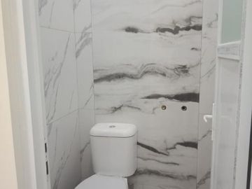 Rumah cluster cantik 2 lt 1,5 M di Tanah Baru Depok