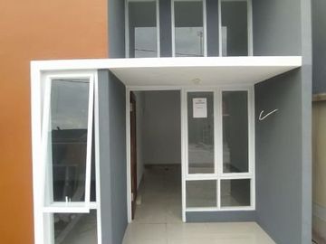 Rumah siap huni, ready stok, tanpa DP strategis di Karangsatria Bekasi