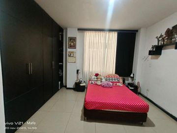 casa en venta en las mercedes. Cod V109242