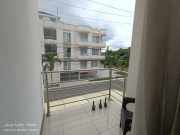 casa en venta en las mercedes. Cod V109242