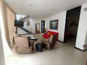 casa en venta en las mercedes. Cod V109242