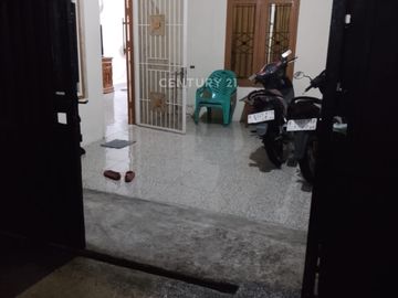 Dijual Rumah Lokasi Strategis Harapan Indah Bekasi