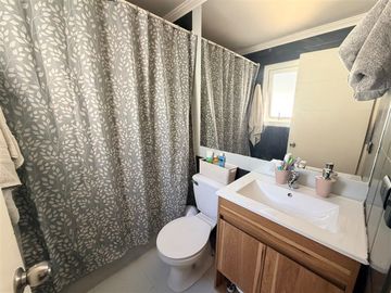 Casa en venta de 5 dormitorios Curauma