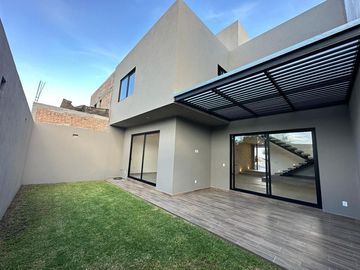 Casa de lujo en Pre venta en Lomas de Juriquilla