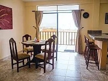 Puerto Cayo: Se Vende Casa Cerca del Mar en Puerto Cayo