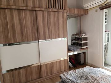 Apt Cosmopolis tipe 1BR full furnished Lantai 3, view pool