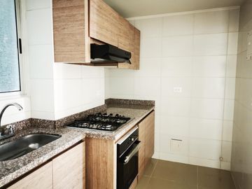 apartamento en venta en conjunto residencial portobello  piso 4. Cod V11840