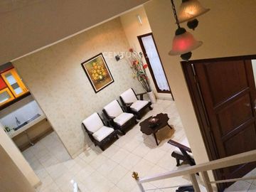Rumah 2Lt Dalam Perumahan Onegate Selatan Amplaz Mall Ambarukmo