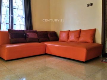 Rumah 2Lt Dalam Perumahan Onegate Selatan Amplaz Mall Ambarukmo