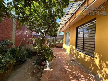 Casa en venta de 4 dorm. en Quilpué