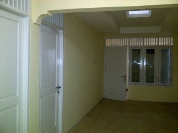 Jual Cepat Kontrakan dan 3 Unit kios di Ciracas Jakarta Timur