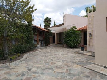 Casa en Venta en Residencial Jardines del Lago, zona poniente de Aguascalientes