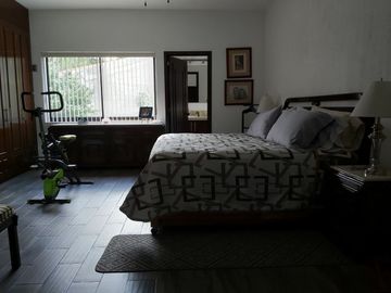 Casa en Venta en Residencial Jardines del Lago, zona poniente de Aguascalientes