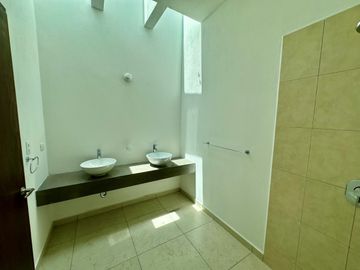 CASA EN VENTA PARQUE EL DESEO 1 planta LOMAS DE ANGELOPOLIS