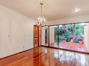 Casa en Venta en FRACCIONAMIENTO VILLA CHARRA DEL PEDREGAL