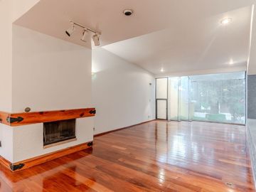 Casa en Venta en FRACCIONAMIENTO VILLA CHARRA DEL PEDREGAL