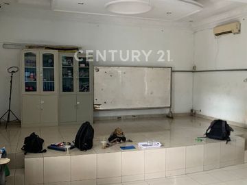 DIJUAL GEDUNG 3 LANTAI STRATEGIS COCOK UNTUK SEKOLAH DI BEKASI