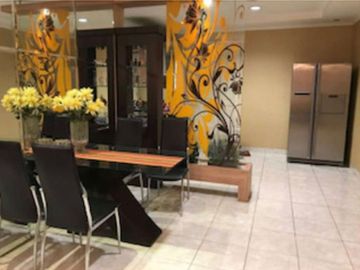 DIJUAL CEPAT !! Apartemen French Walk Bagus dan Rapih, HargaOk Bisa Nego