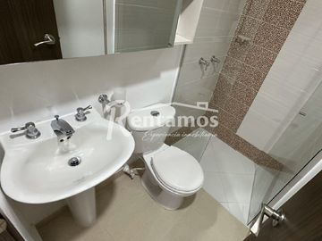 casa en venta en los robles. Cod V89126