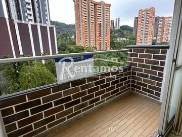 casa en venta en los robles. Cod V89126