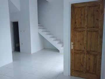 Jarang Ada Rumah 2 Lantai Termurah di Bandung Timur Cicalengka 400Jtan