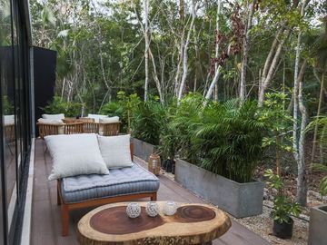 Penthouse eco amigable, alberca con multiples areas comunes en exterior