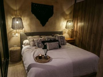 Penthouse eco amigable, alberca con multiples areas comunes en exterior
