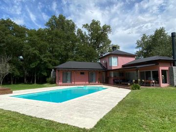 Casa en venta en El Rodeo