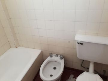 Venta depto LAVALLE 225