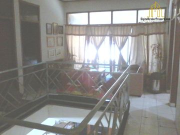 Rumah di mainroad jln Surapati bandung | ARIEFW