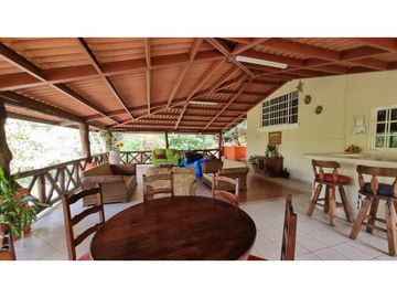 CASA EN ALTOS DEL MARIA ,AMOBLADA CON PISCINA 1920 MTS