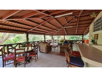 CASA EN ALTOS DEL MARIA ,AMOBLADA CON PISCINA 1920 MTS