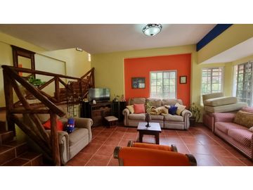 CASA EN ALTOS DEL MARIA ,AMOBLADA CON PISCINA 1920 MTS