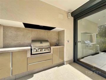 Departamento en venta de 3 dorm. en Las Condes